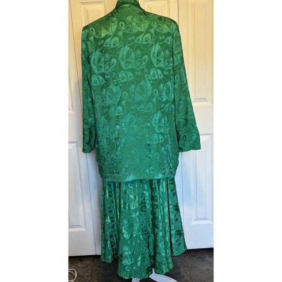 VINTAGE HONG KONG CHINESE SILK Green Pattern Flare Maxi Skirt Blazer Pockets Lux - Picture 4 of 9